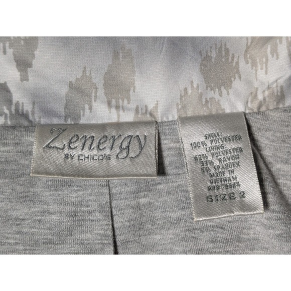 ZENERGY BY CHICO'S Gray Cheetah AOP Lightweight Lined Zip Vest Size 2 (Large 12) - Picture 8 of 16